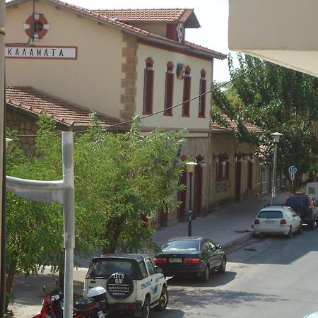 Hotel George كالاماتا المظهر الخارجي الصورة