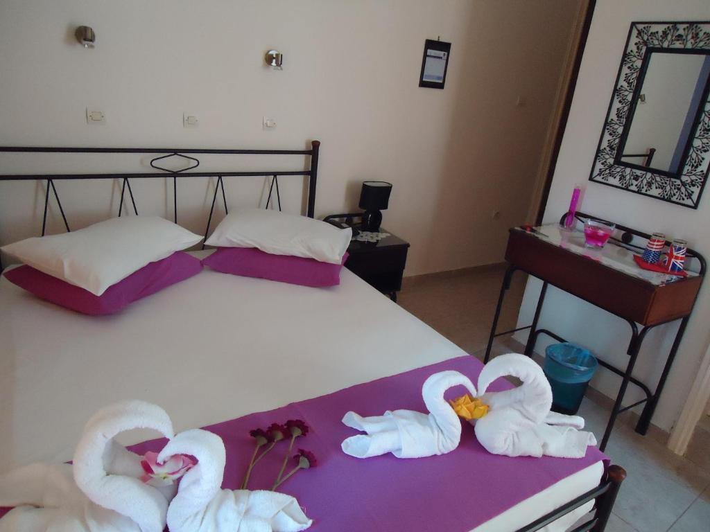 Hotel George كالاماتا المظهر الخارجي الصورة